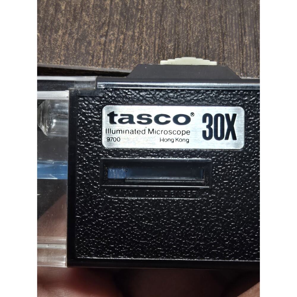 Vintage Tasco Illuminated Microscope 9700 30X Jeweler + Case Pocket Magnifier